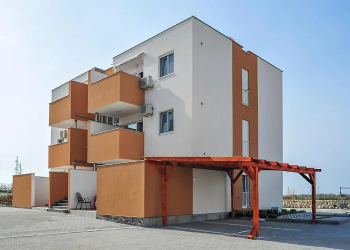In With Swimming Pool Apartamento *
