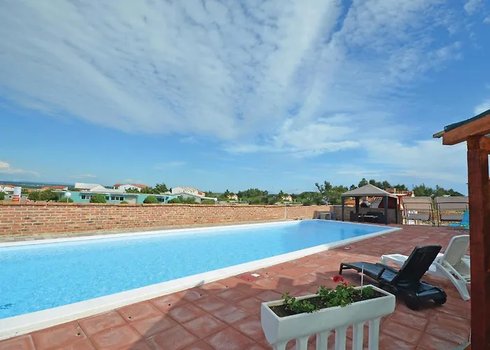 In With Swimming Pool Apartment Nin